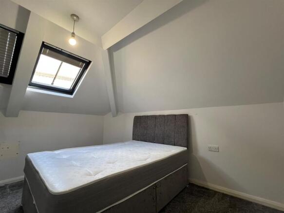 Bedroom...jpg