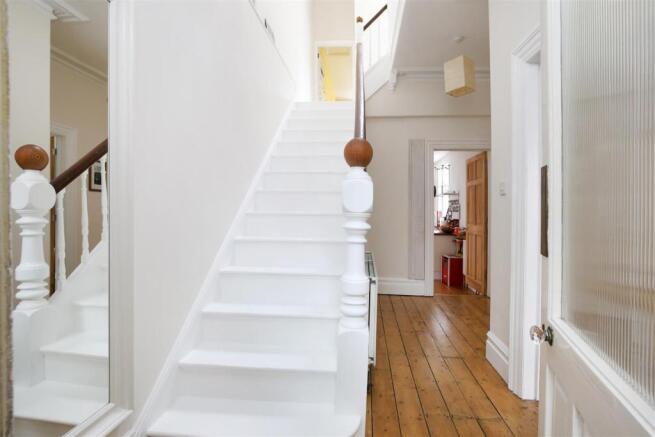5 Crofton Avenue fpz200216 (15).jpg