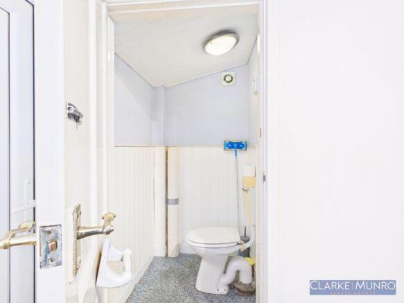 4 bed Terraced for sale Image 12