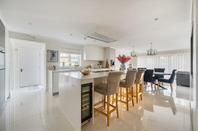 1420137-55-69a72e...