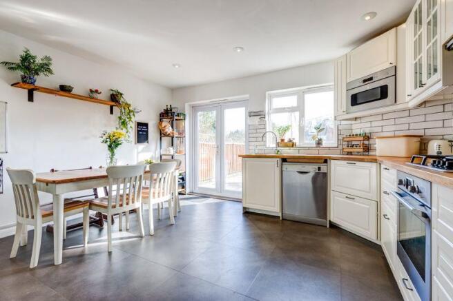 Kitchen 1