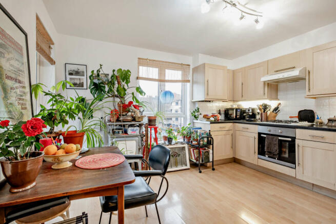 8538922-interior18-800