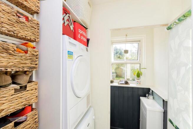 Utility Area & Wc