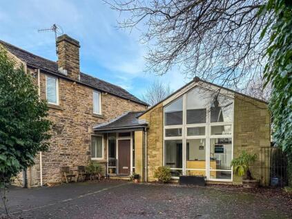 Manchester Road, Chapel-En-Le-Frith, High Peak