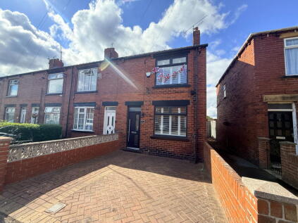 Coronation Street, Barnsley, S71 2ES