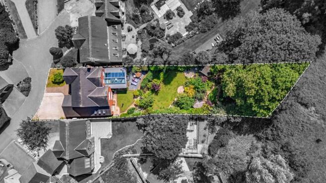 Exclusive Gated Setting Within Skegby Hall Gardens
