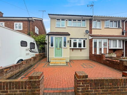 Lower Crescent, Linford, SS17 0QP