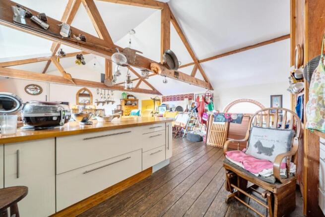 2nd view KITCHEN.jpg