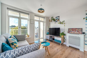 Flat 43, 7 Girton Court, Magdalene Gardens, Whetstone, London N20 0AF