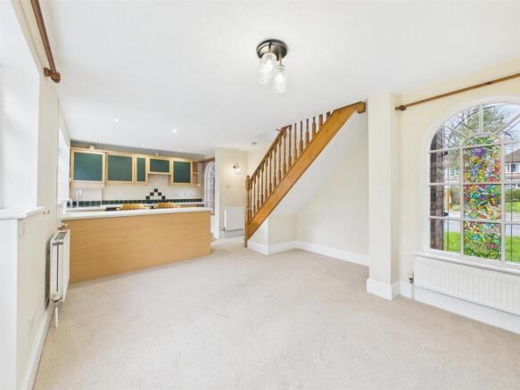 1 bed Detached for sale Image 4