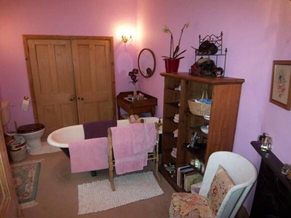 Photo 8