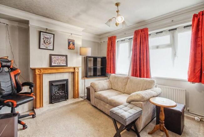 Living Room - Ang...