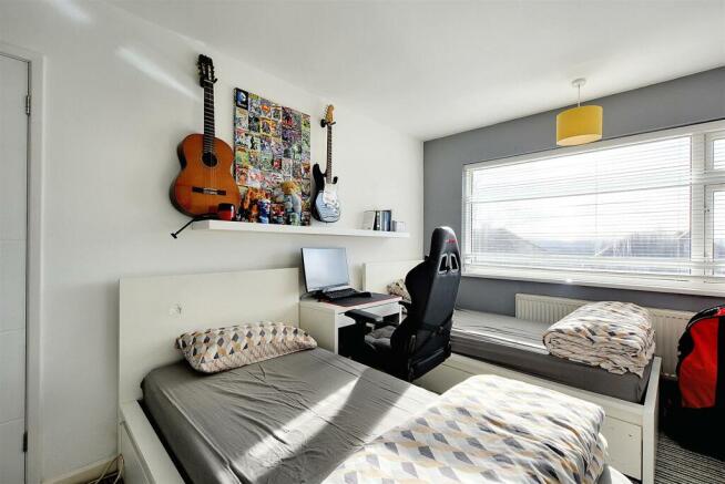 Bedroom 2_2.jpeg