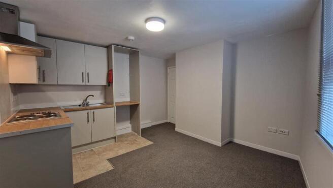 Lounge / Kitchen