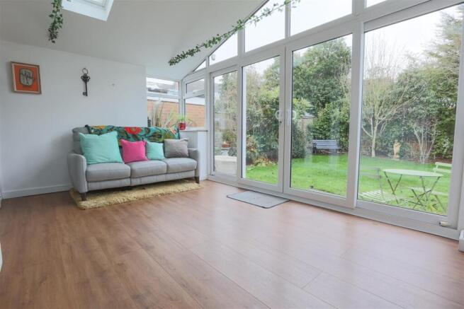 16 Thornyfield 10 .jpg