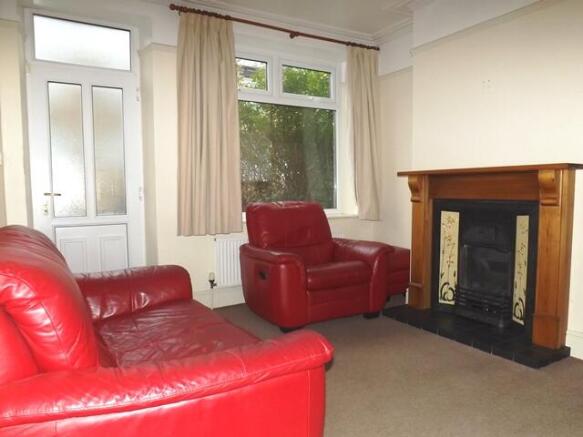 3 bed Terraced to rent Image 4