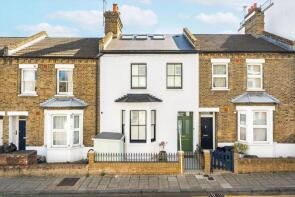 43, Wadham Road, London SW15 2LS