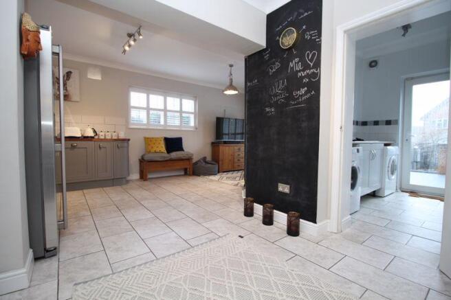 Kitchen/Utility