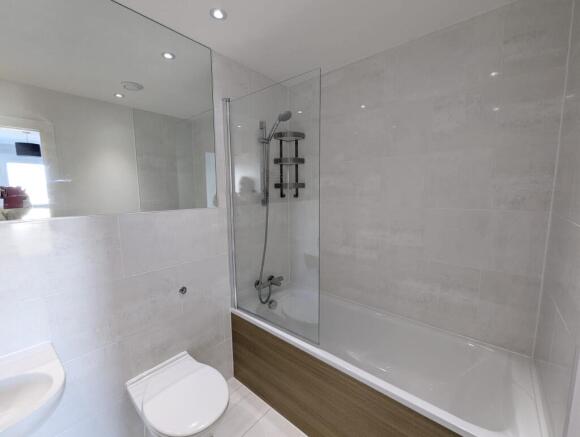 En-suite Bathroom