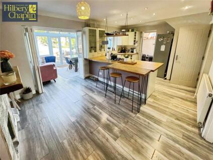 Prestwood Drive, Collier Row, Romford, RM5
