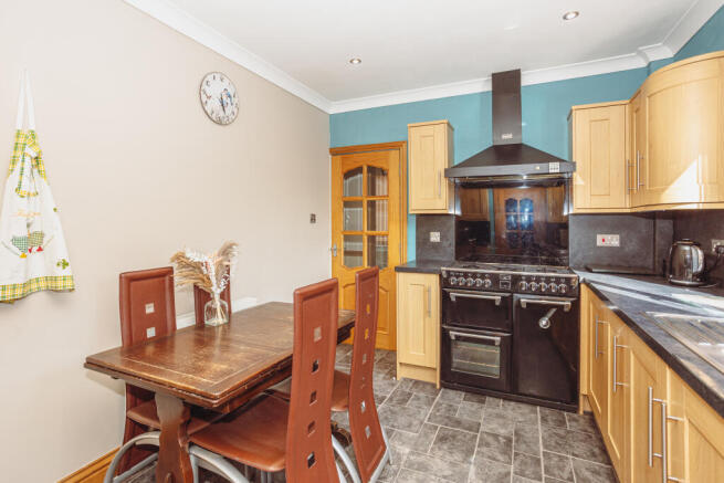 Dine-in Kitchen