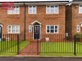 4, Clos Ystradfechan, Treorchy CF42 6AB