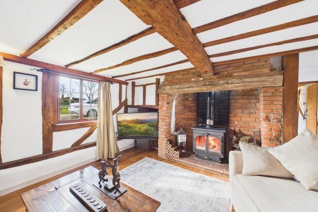 CAM01689G0-PR0505...