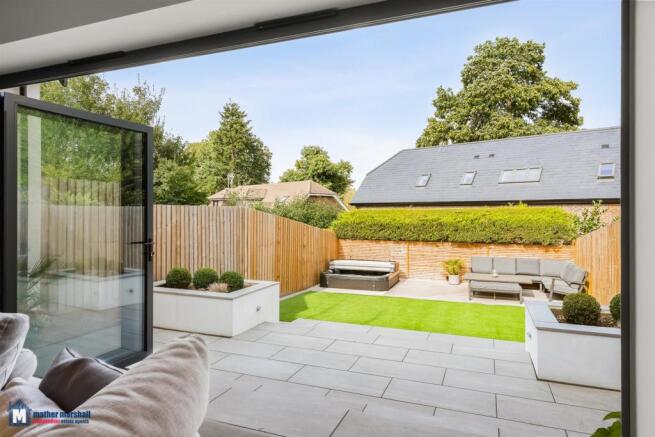 Lounge Into Rear Garden