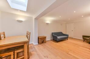 Flat 1, 38b, Charlwood Street, London SW1V 2DX