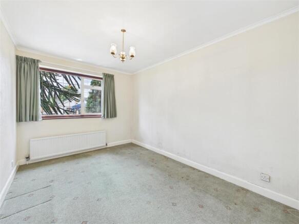 2 bed Detached Bungalow for sale Image 12