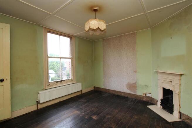 11MR - Bedroom two.JPG