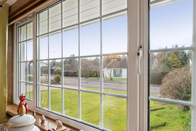 Murieston Drive, Livingston, EH54 photo 4
