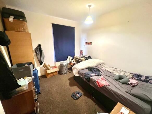 5 bed End of Terrace to rent Image 6