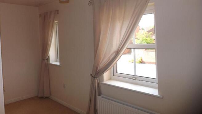 FRONT BEDROOM