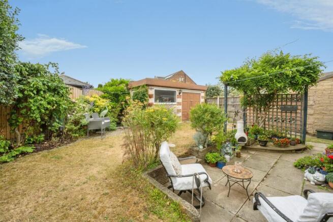 4 bed Detached for sale Image 4