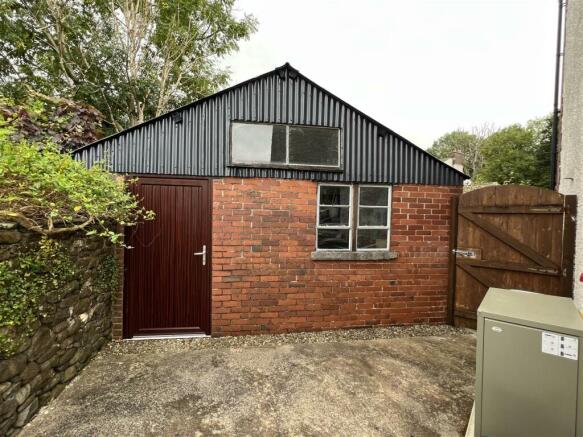 GARDEN SHED / WORKSHOP