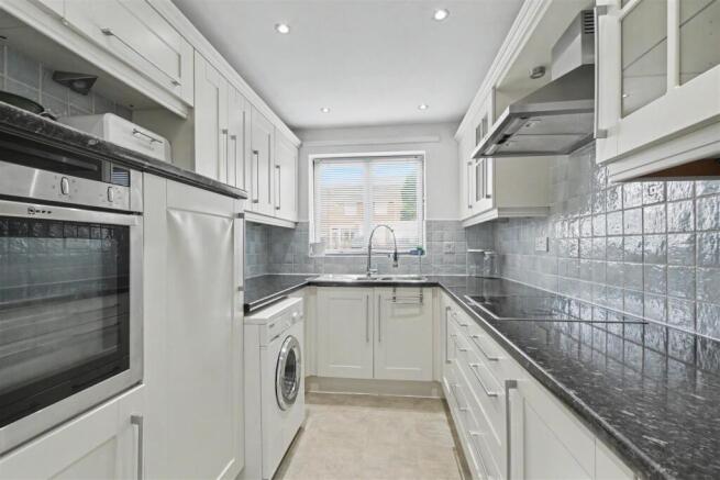 Kitchen_1.jpeg