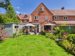 15, Oakwood Place, High Wycombe HP14 3BQ