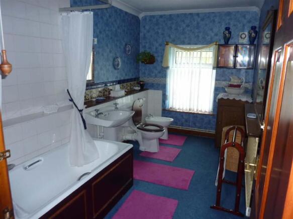 Photo 32