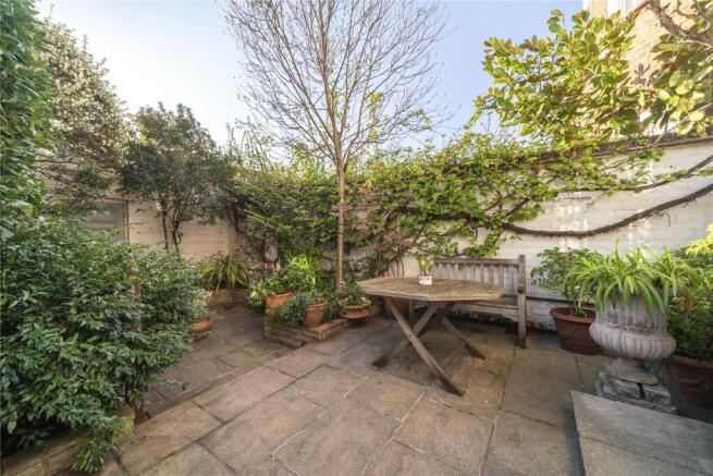 Courtyard Garden