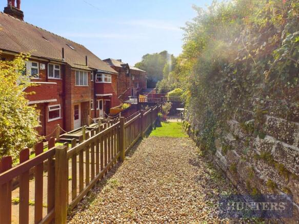 2 bed Apartment for sale Image 12