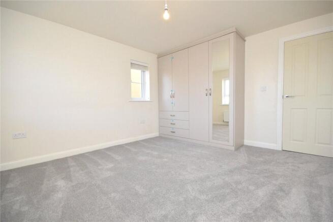 4 bed Detached for sale Image 10