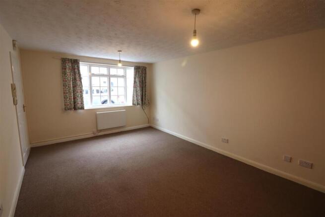 Living room.JPG