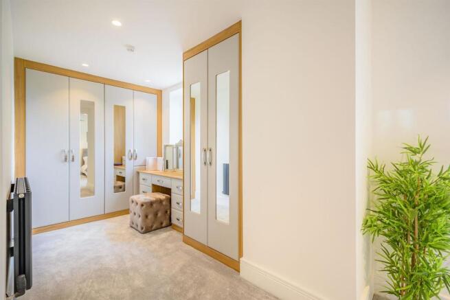 8502843-interior46.jpg