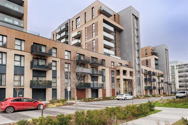 80 Godfrey House (26).jpg