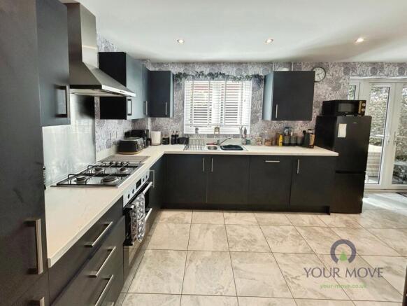 Kitchen/Dining Room
