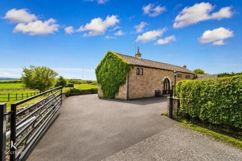 Meadows Farm, Meadowhead Lane, Norden, Rochdale OL11