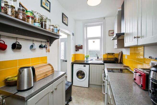 2 bed Terraced for sale Image 7