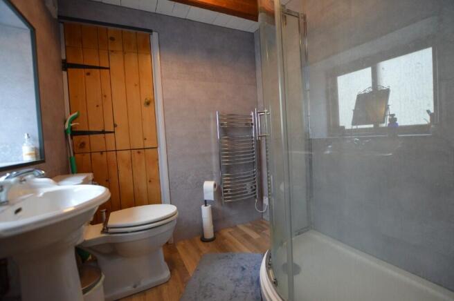 3 bed Cottage for sale Image 8