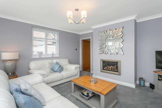 8 Clevelands Avenue, Silverdale, Lancashire, LA5 0RP photo 4